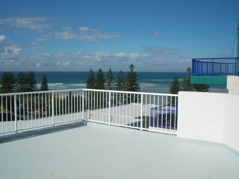 6/ 3 Latona Avenue, Caloundra QLD 4551