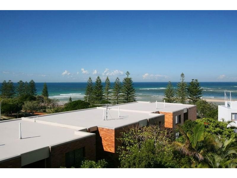 4/ 3 Latona Avenue, Caloundra QLD 4551