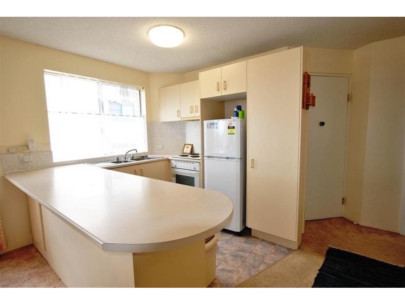 4/ 3 Latona Avenue, Caloundra QLD 4551