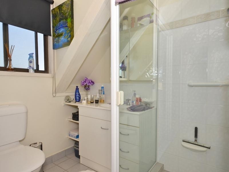 67 Sunbird Chase, Kawana Island QLD 4575