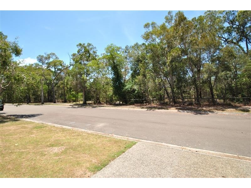 22 Sunjewel Boulevard, Currimundi QLD 4551