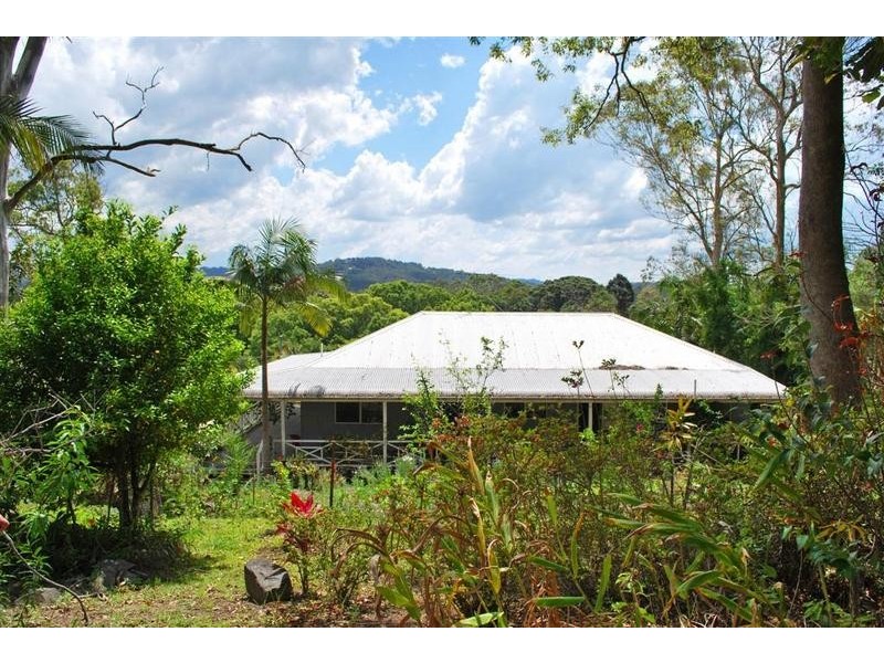 32 Suzen Court, Mooloolah Valley QLD 4553