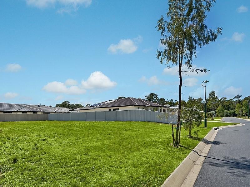 5 Sylvie Street, Pelican Waters QLD 4551