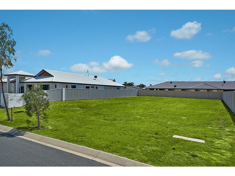 5 Sylvie Street, Pelican Waters QLD 4551