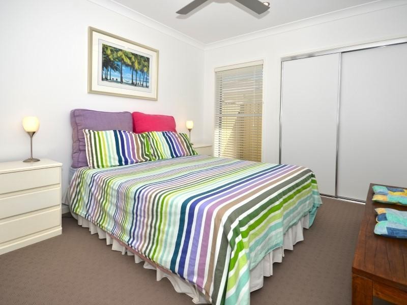 2/ 6 Sylvie Street, Pelican Waters QLD 4551