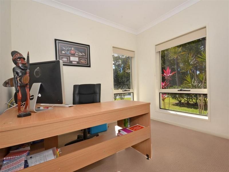 23 Tall Trees Way, Little Mountain QLD 4551