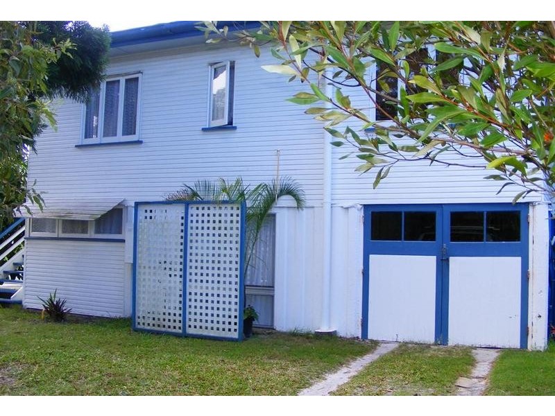 49 Taylor Avenue, Golden Beach QLD 4551