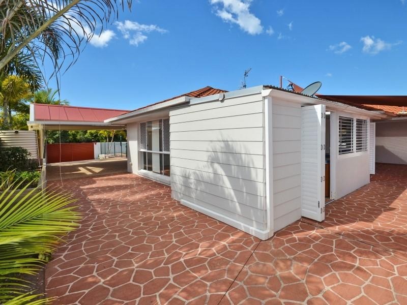 37 The Corso, Pelican Waters QLD 4551