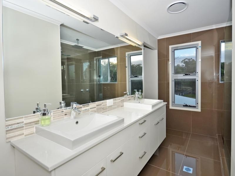 20 The Promenade, Pelican Waters QLD 4551