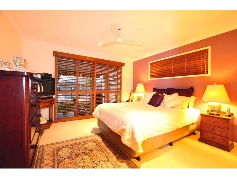 4 Toorbul Street, Pelican Waters QLD 4551