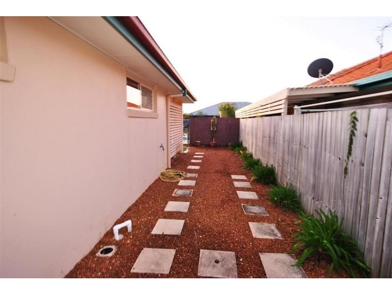 4 Toorbul Street, Pelican Waters QLD 4551