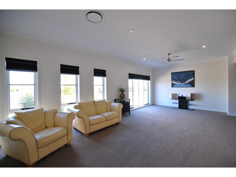 27 Toolona Place, Caloundra West QLD 4551