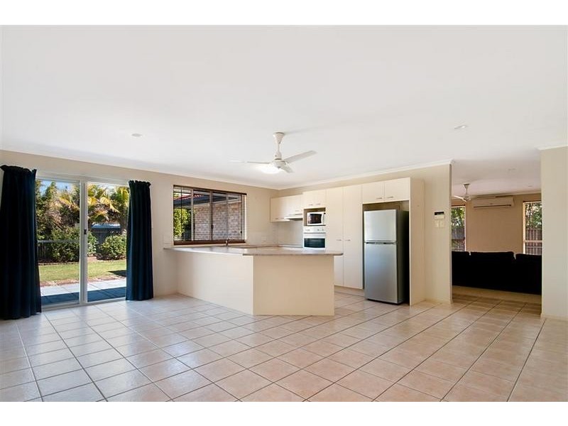 12 Traill Crescent, Currimundi QLD 4551