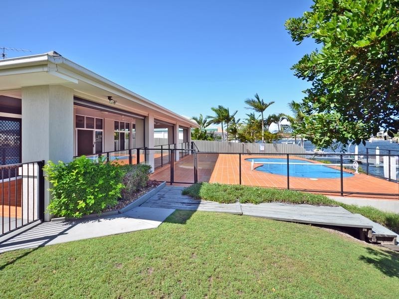 15 Tripcony Court, Pelican Waters QLD 4551