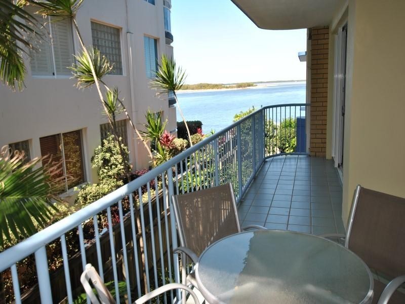 4/ 42 Maloja Avenue, Caloundra QLD 4551