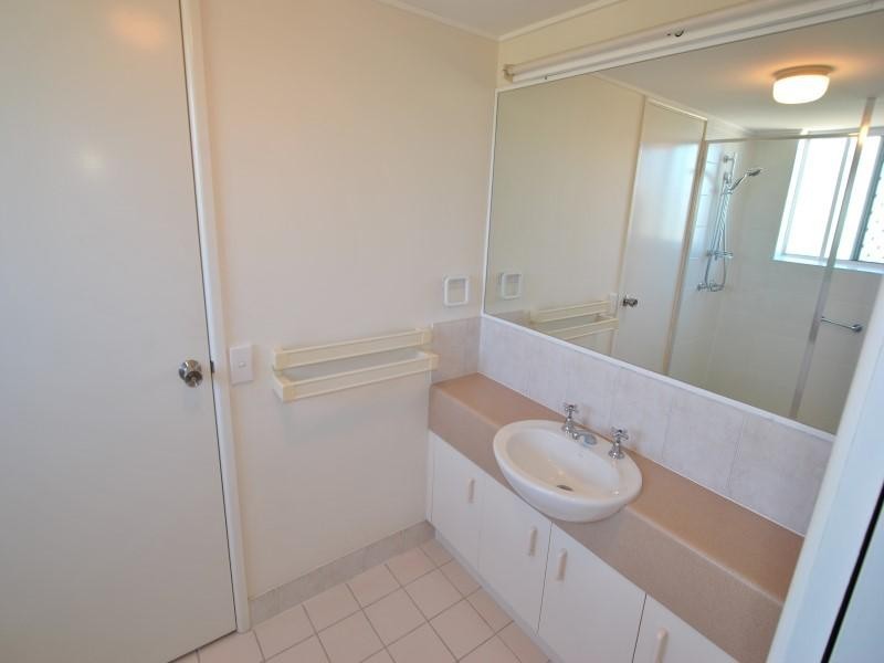 4/ 42 Maloja Avenue, Caloundra QLD 4551