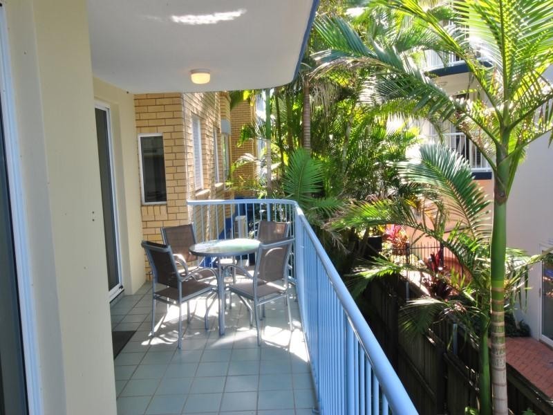 4/ 42 Maloja Avenue, Caloundra QLD 4551
