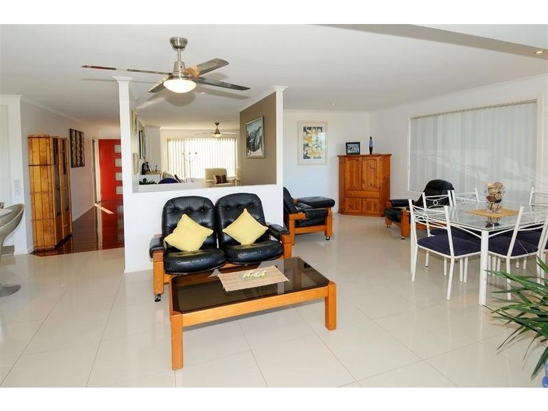 18 Tristania Street, Aroona QLD 4551