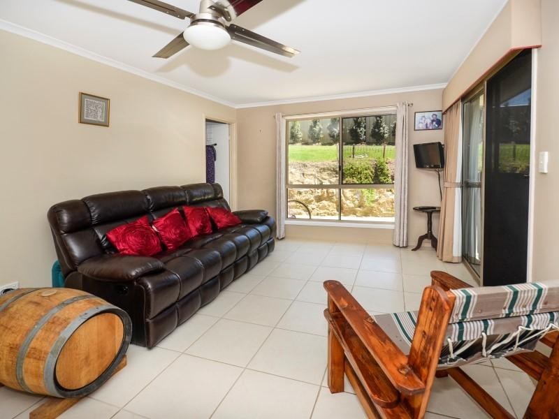 3 Tristania Street, Aroona QLD 4551