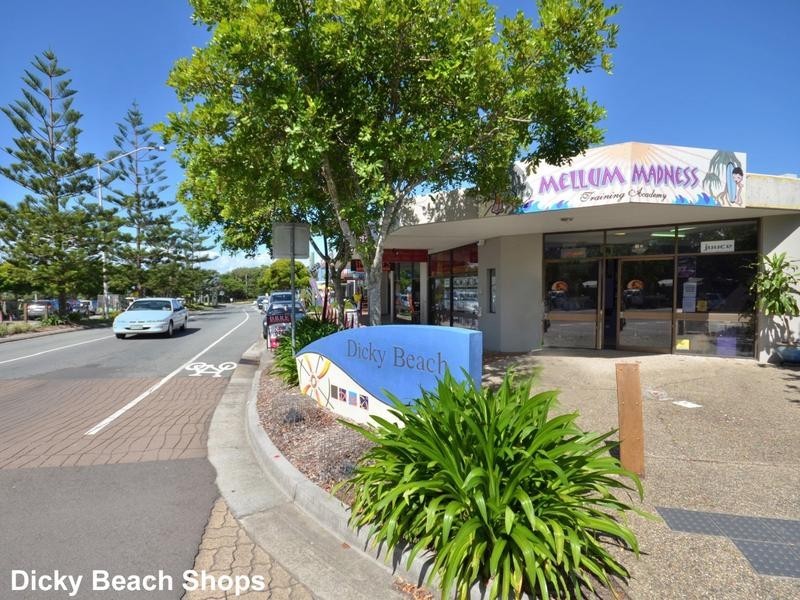 15 Trundle Street, Dicky Beach QLD 4551