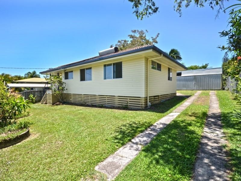 16 Trundle Street, Dicky Beach QLD 4551