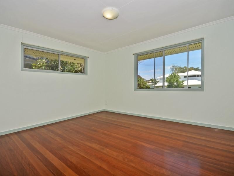 16 Trundle Street, Dicky Beach QLD 4551