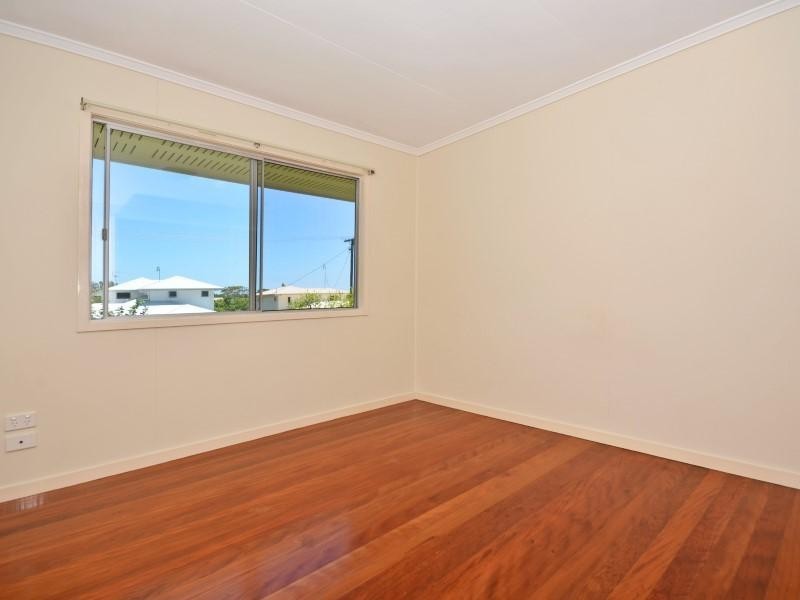 16 Trundle Street, Dicky Beach QLD 4551