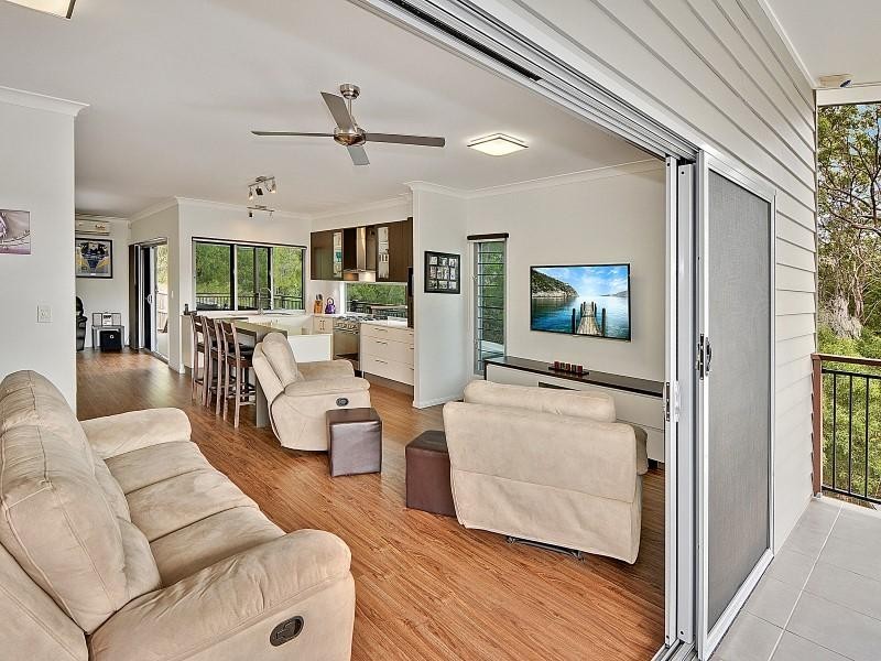 54 Turnbury Street, Little Mountain QLD 4551