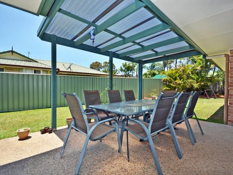 4 Turnbury Street, Little Mountain QLD 4551