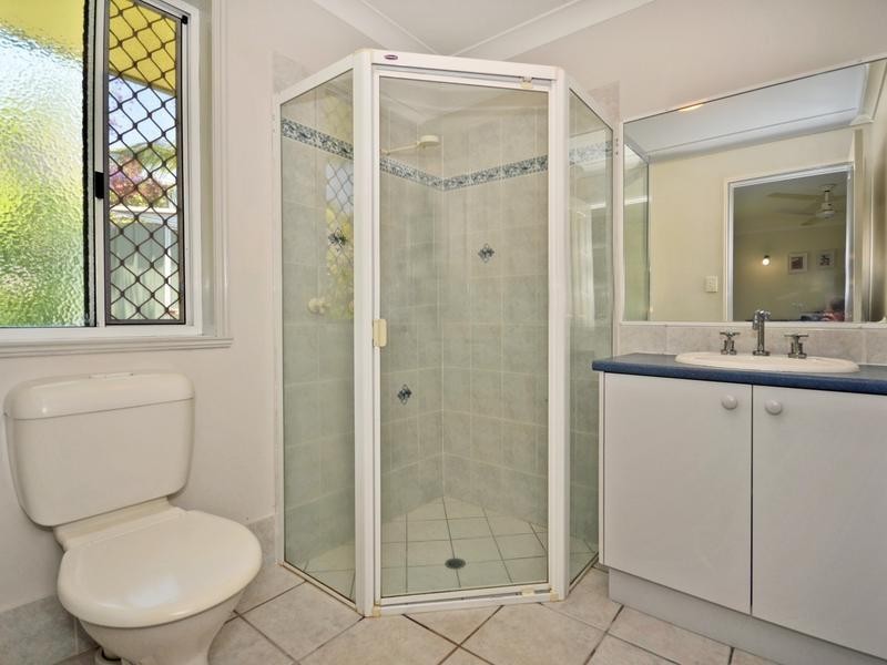 4 Turnbury Street, Little Mountain QLD 4551