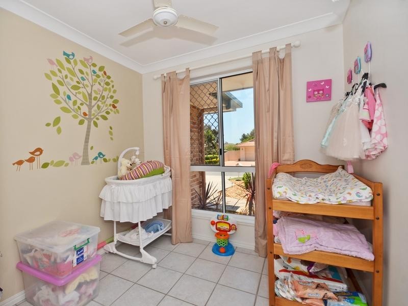 4 Turnbury Street, Little Mountain QLD 4551