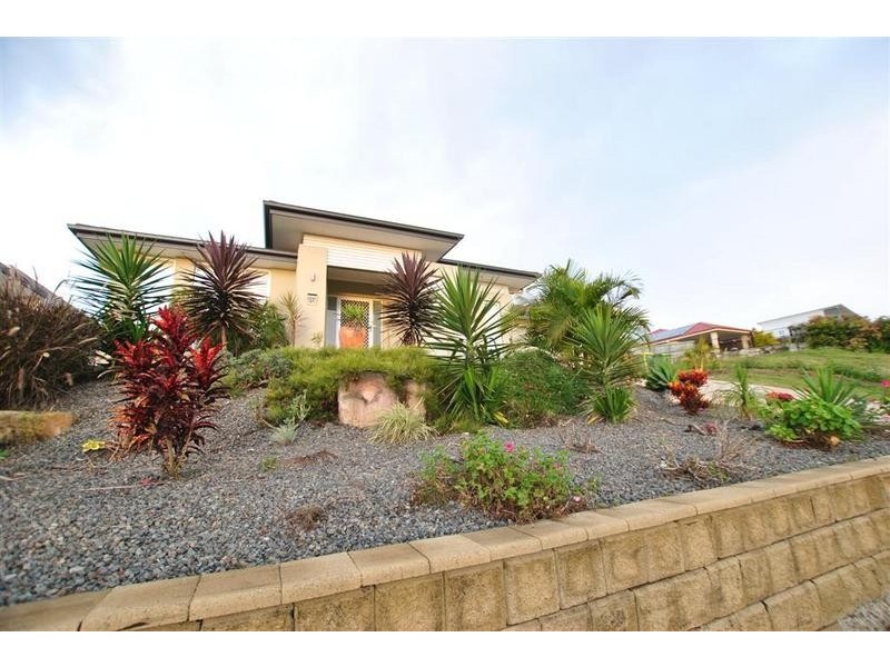 37 Turnbury Street, Little Mountain QLD 4551