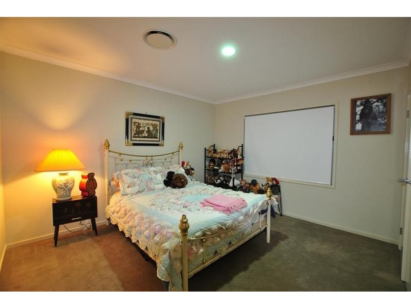 37 Turnbury Street, Little Mountain QLD 4551