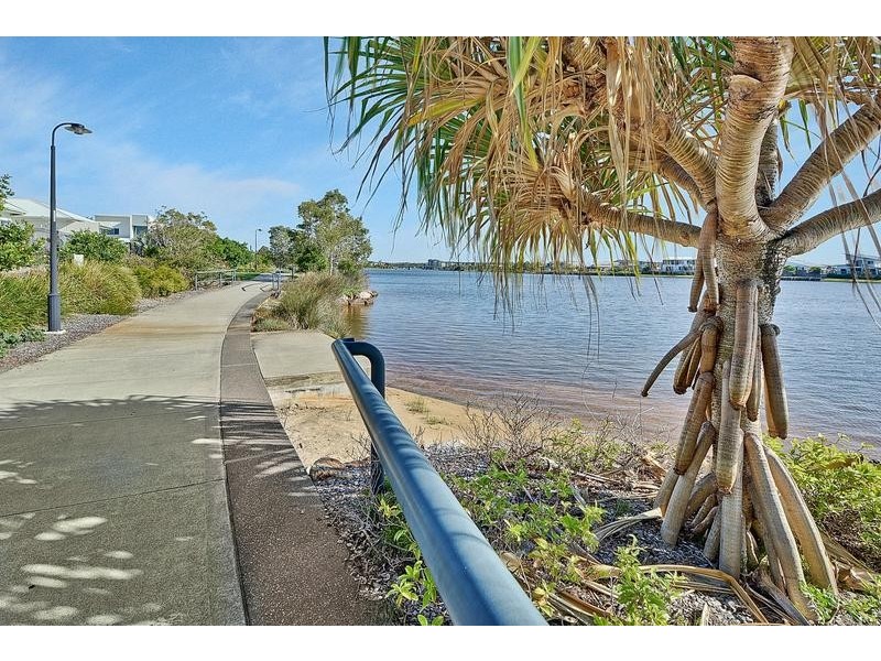 5 Turnbuckle Court, Wurtulla QLD 4575