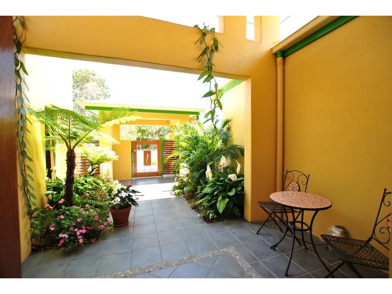 20 Undanbi Place, Pelican Waters QLD 4551