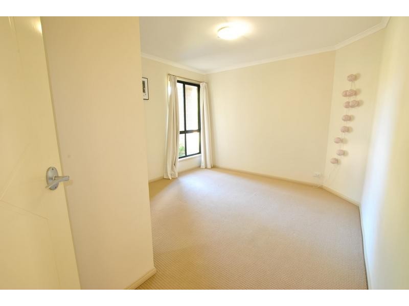 8 Undanbi Place, Pelican Waters QLD 4551