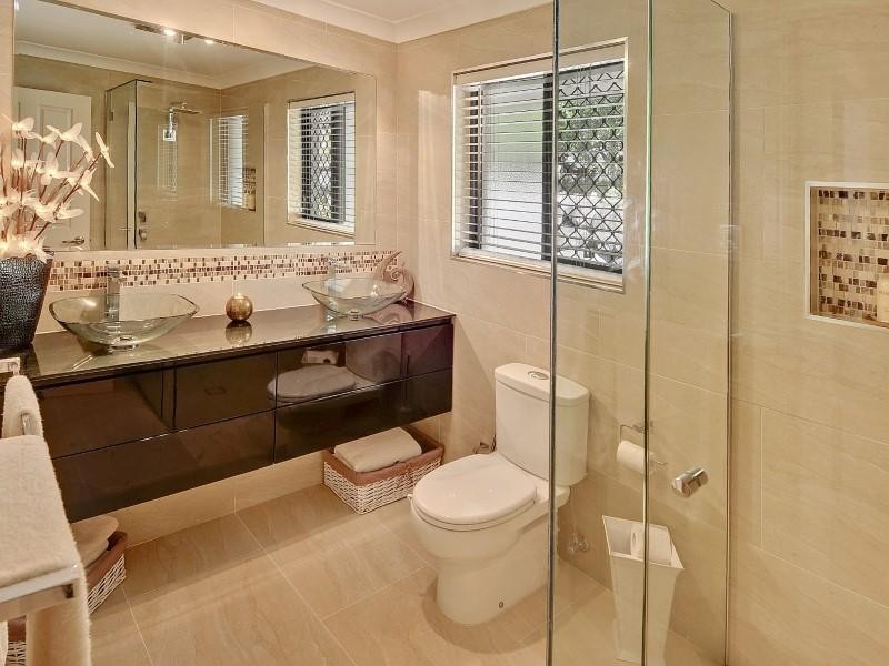 3 Valley View Court, Little Mountain QLD 4551