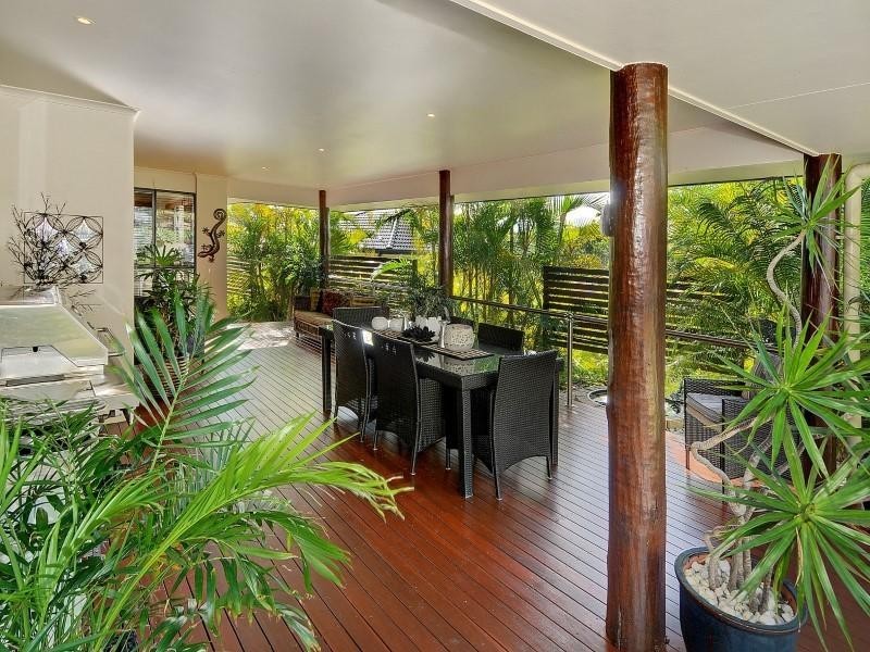3 Valley View Court, Little Mountain QLD 4551