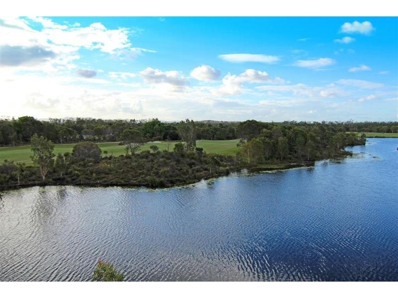 18/ 1 Millennium Circuit, Pelican Waters QLD 4551