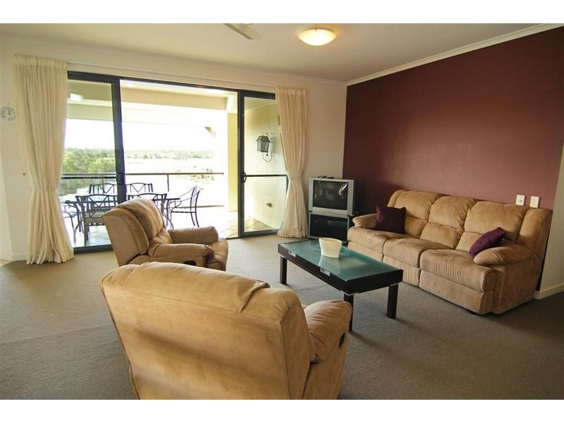 18/ 1 Millennium Circuit, Pelican Waters QLD 4551