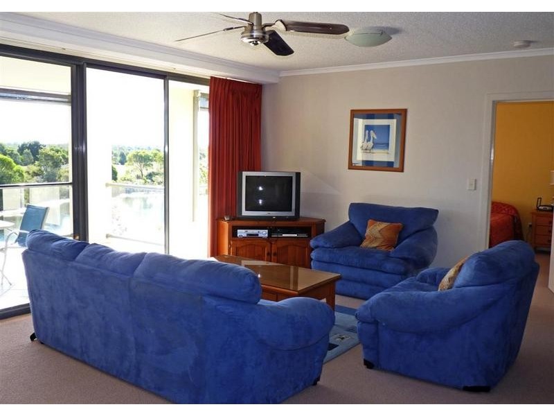 49/ 1 Millennium Circuit, Pelican Waters QLD 4551