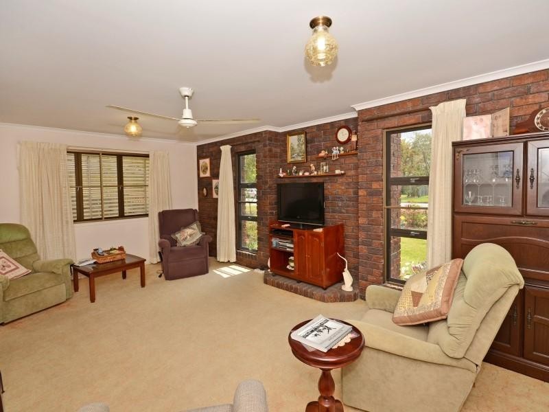 10 Verdon Street, Golden Beach QLD 4551