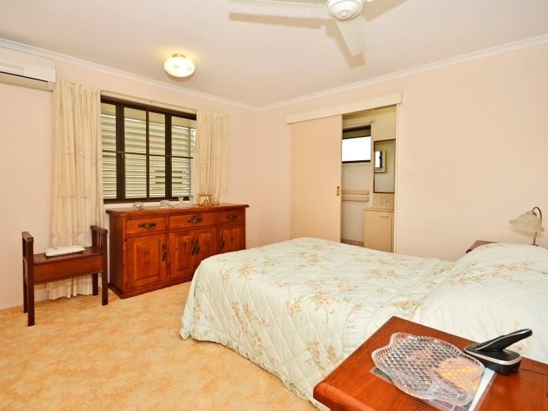 10 Verdon Street, Golden Beach QLD 4551