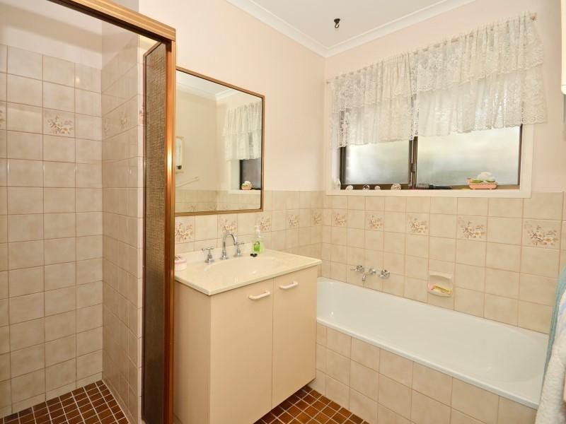 10 Verdon Street, Golden Beach QLD 4551