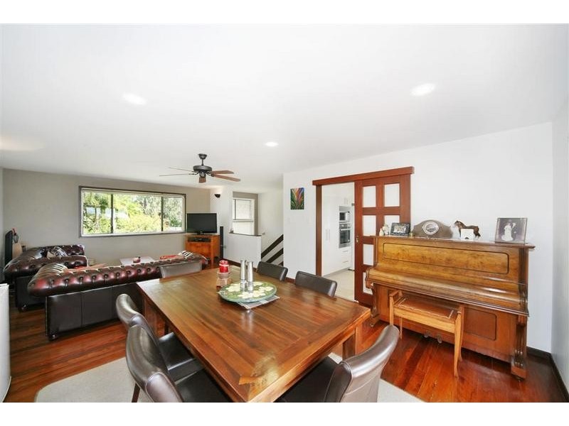 Battery Hill QLD 4551