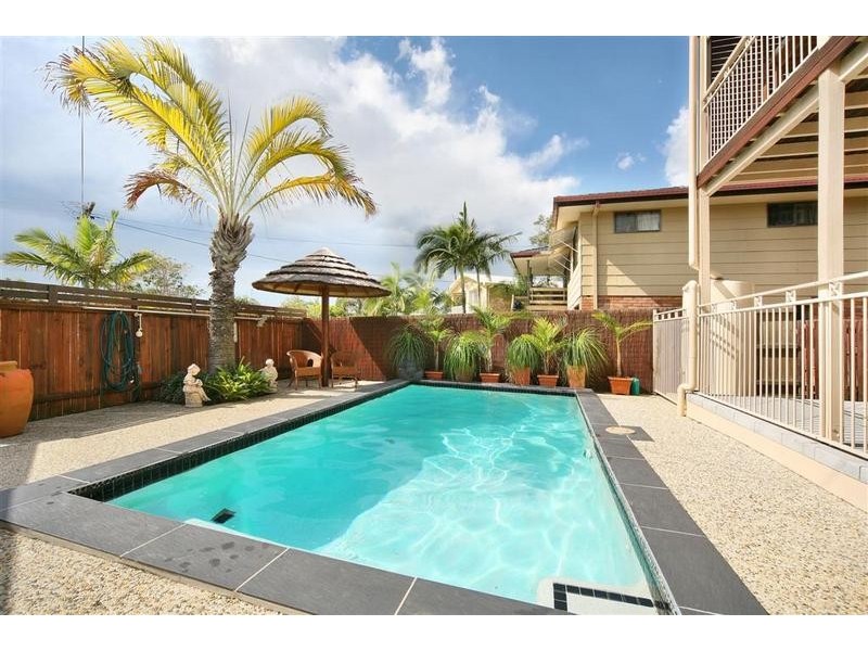 Battery Hill QLD 4551