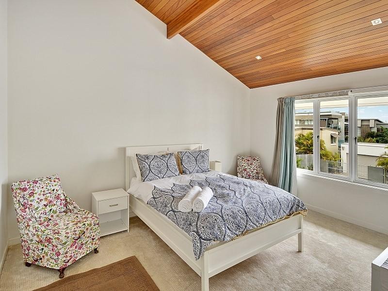 24 Victoria Terrace, Shelly Beach QLD 4551