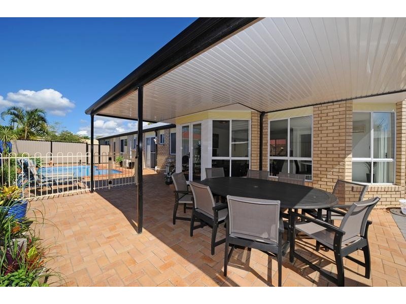 16 Village Way, Little Mountain QLD 4551