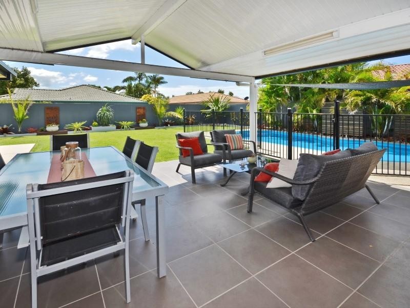 4 Village Way, Little Mountain QLD 4551