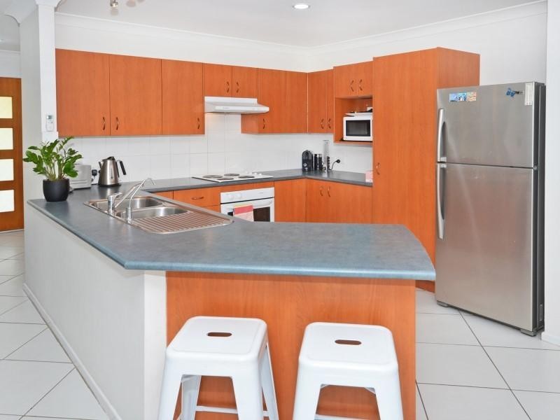 4 Village Way, Little Mountain QLD 4551